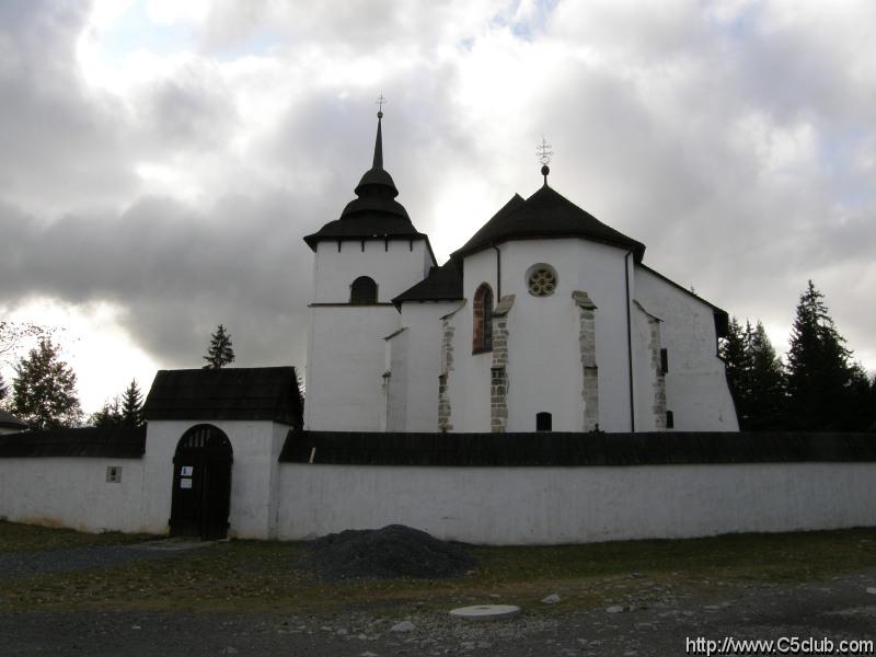 Kostol z Liptovsk Mary ve skanzenu Pribylina