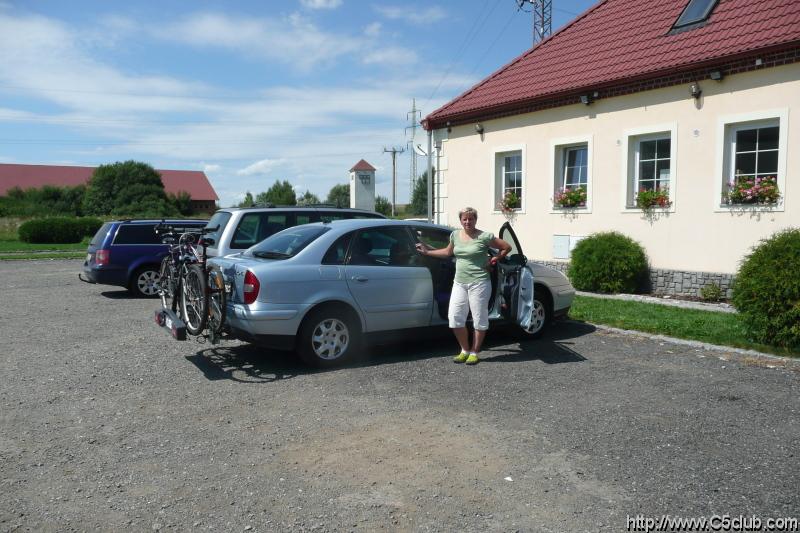 Zastvka na obd, Letovsk statek.